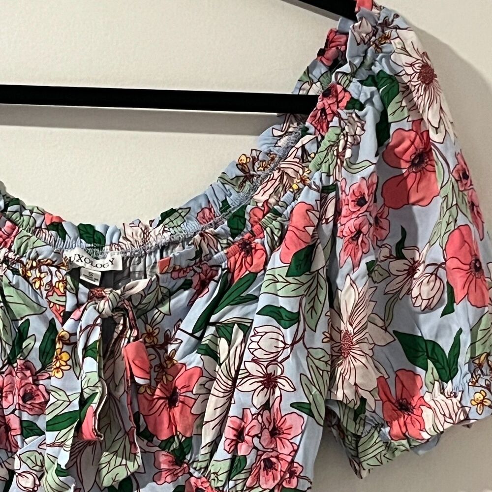 Luxology Floral Dress Size S Blue Flowy Spring Romance Knee-Length Boho Chic NWT